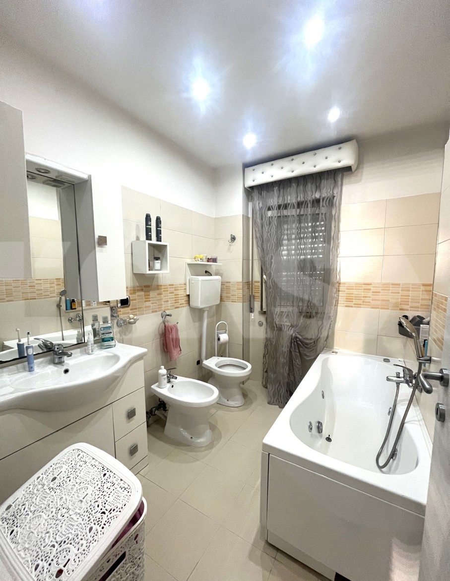 Bagno con vasca